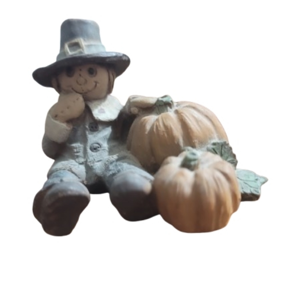 Sarahs Attic Scarecrow Harvest Fall Decor Figurine